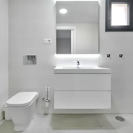 Nowoczesny Z Ogrodem 6 Osobowy Apartment