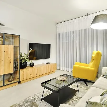Apartment Nowoczesny Z Ogrodem 6 Osobowy