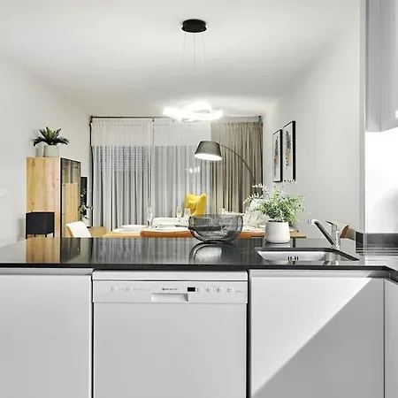 Apartment Nowoczesny Z Ogrodem 6 Osobowy *